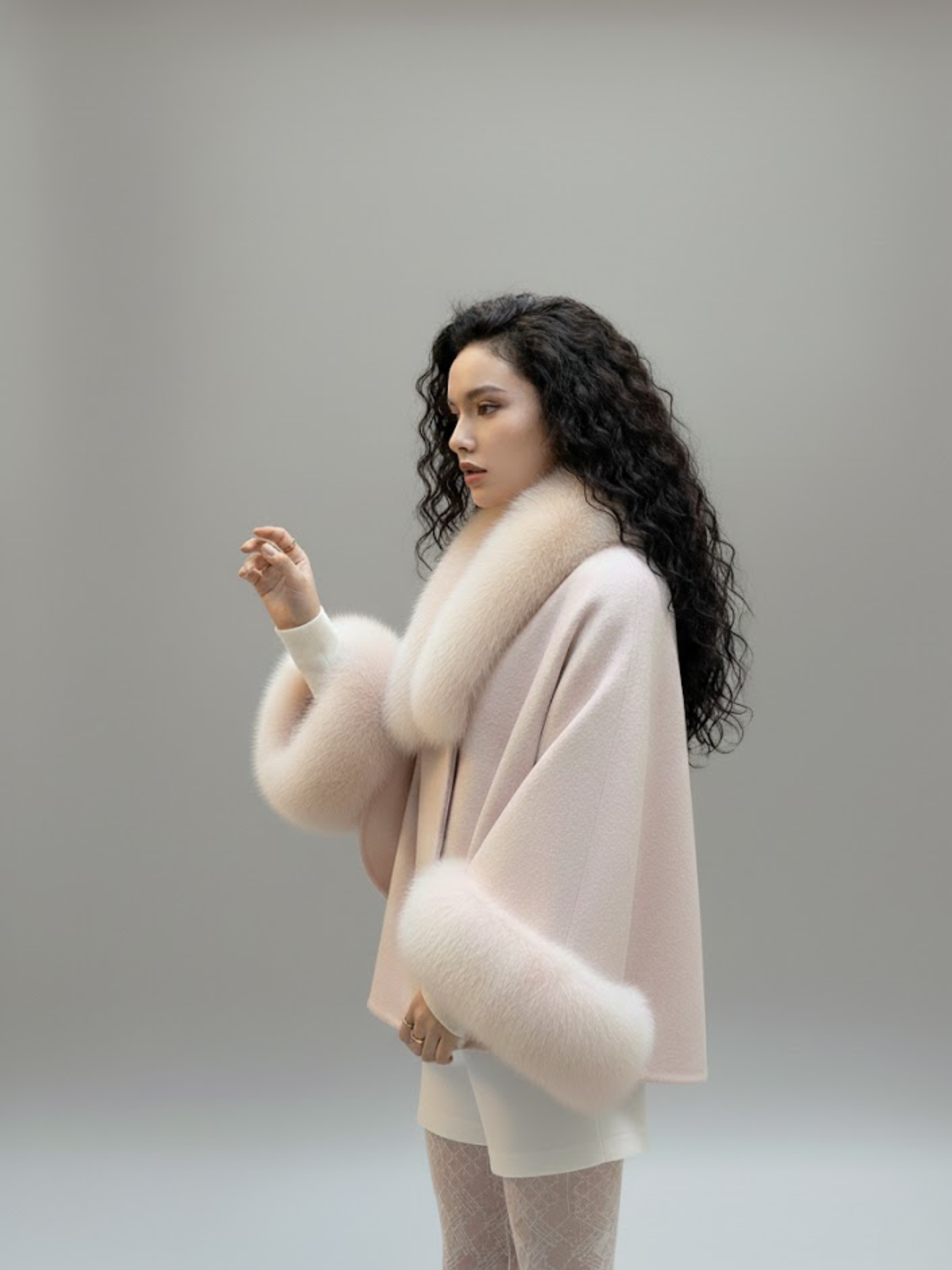 ELIZABETHA - FAUX JACKE