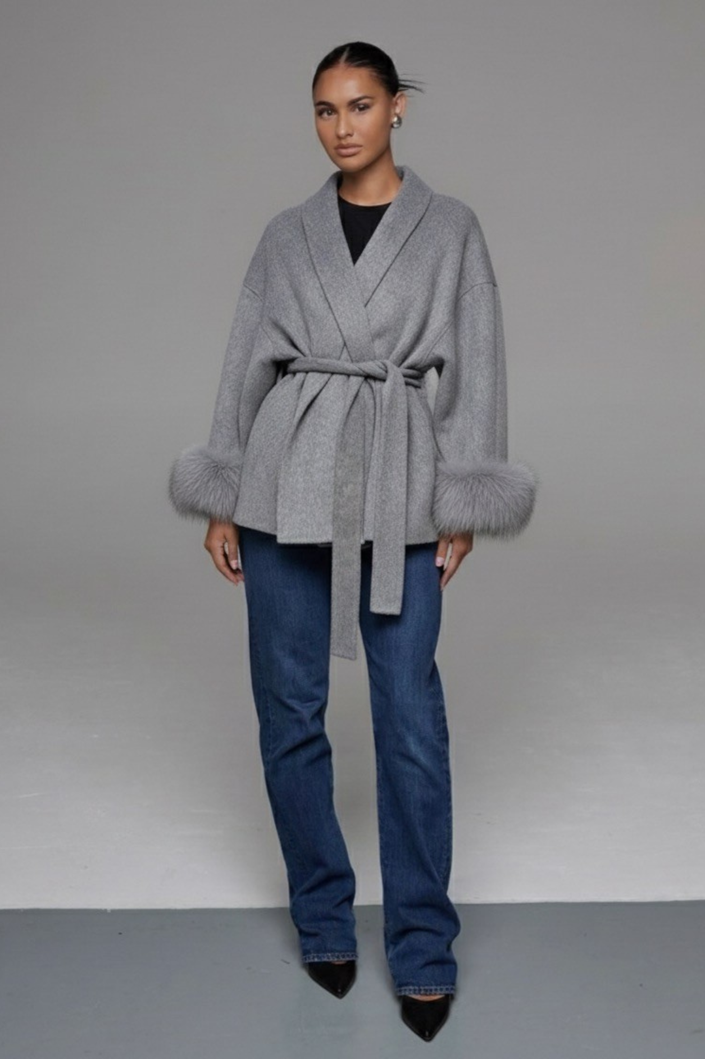 KATE – PREMIUM MANTEL MIT ECHTFELL